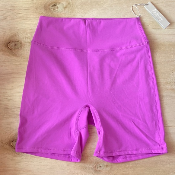 BuffBunny Legacy Shorts - Picture 6 of 12